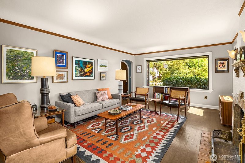 3rd image of 7965 Seward Park Avenue S