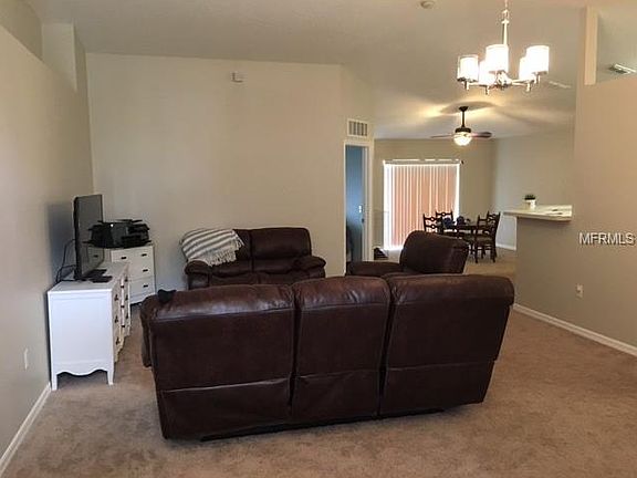 3rd image of 411 Nuestra Pl