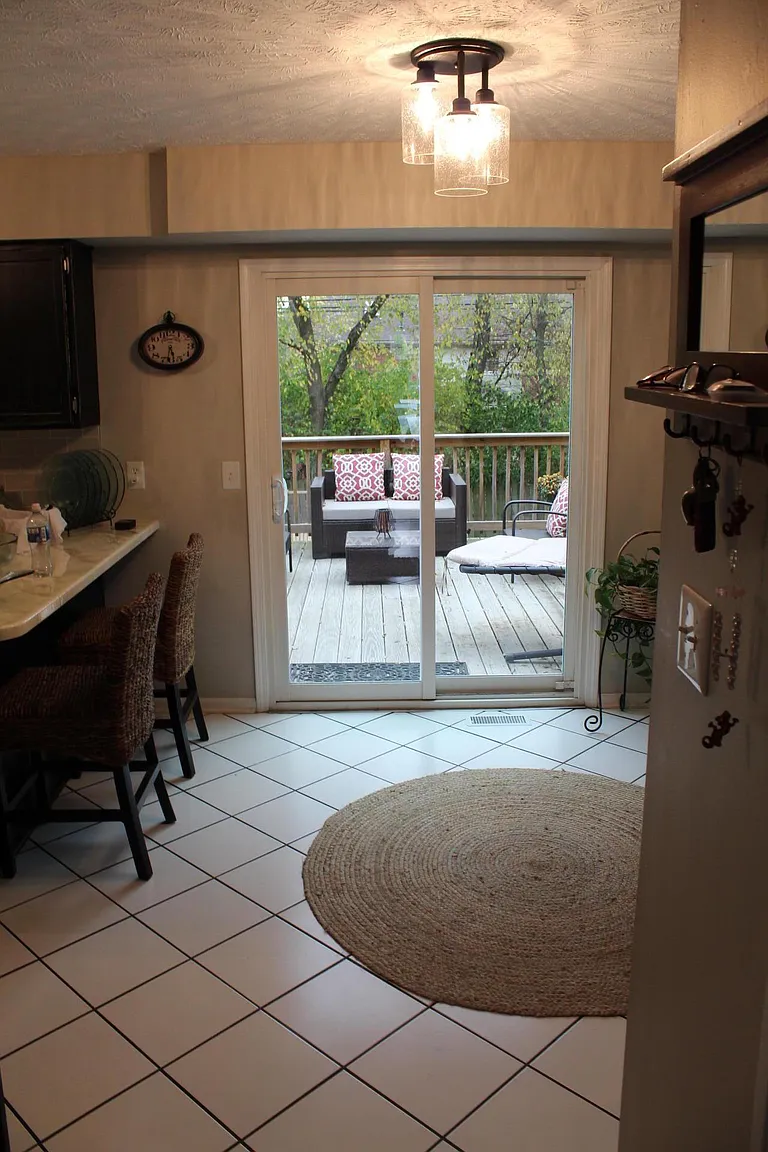 863 Jairus Dr photo 1