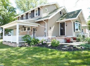 58 N Montgomery Ave, Norristown, PA 19403