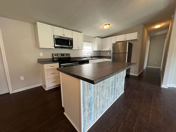 5th image of 4851 Verde View Dr