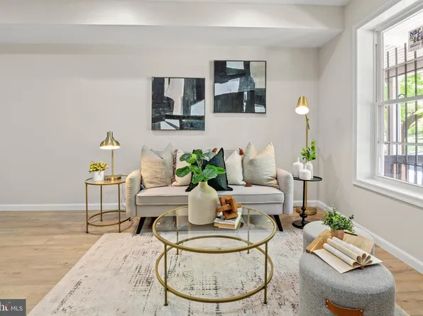 2813 Kirk Ave, Baltimore, MD 21218