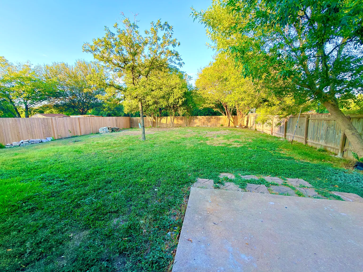 3 bed, 1506 sqft, $2,100 — Photo 4
