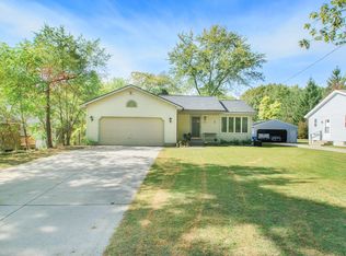 3221 Gladiola Ave SW, Wyoming, MI 49519