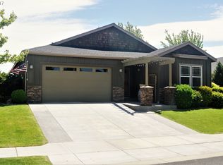 2332 NW Overlook Dr, Hermiston, OR 97838
