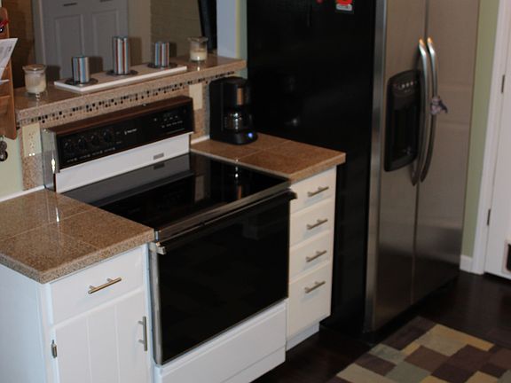4th image of 1570 Cedarwood Dr #3C