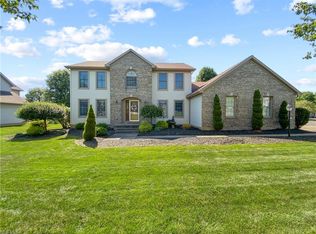 7866 Southbrooke Trl, Poland, OH