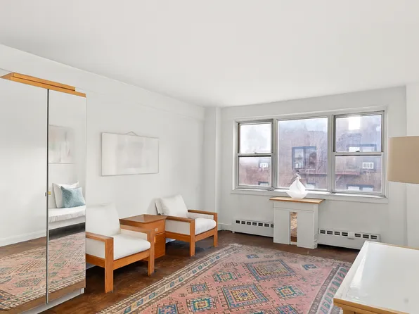 333 East 79th Street image 1 of 12