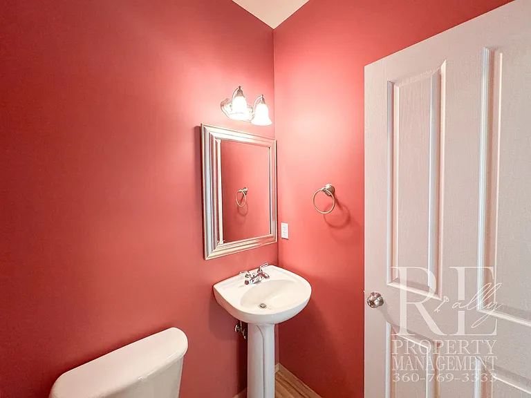 18128 Mount Walker Dr NE — Photo 7