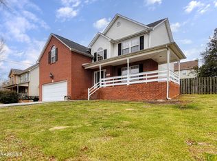 7924 Sharp Rd, Powell, TN 37849