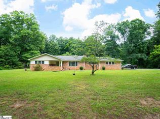 1747 Belle Shoals Rd, Pickens, SC 29671