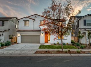 4268 Hillside Rd, Madera, CA 93636