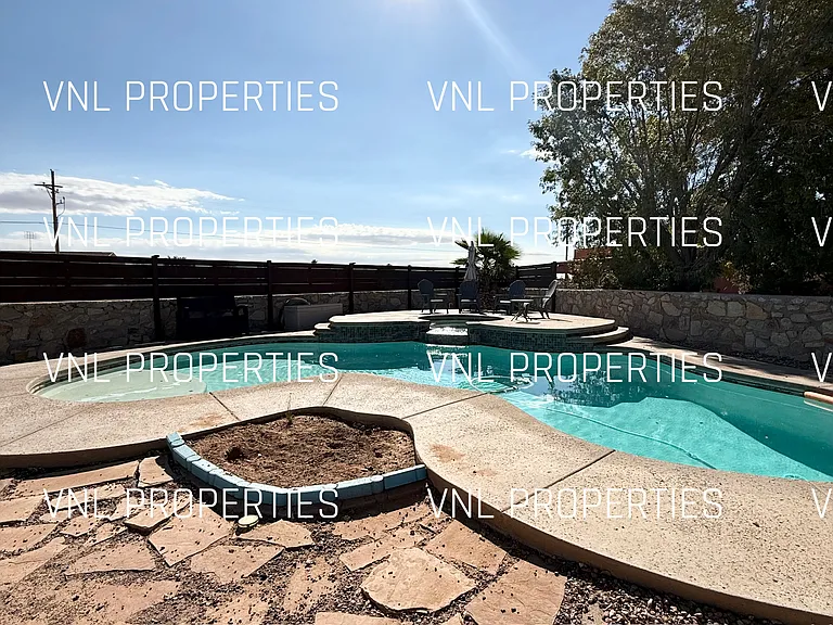 6420 Cayenne Dr — Photo 44