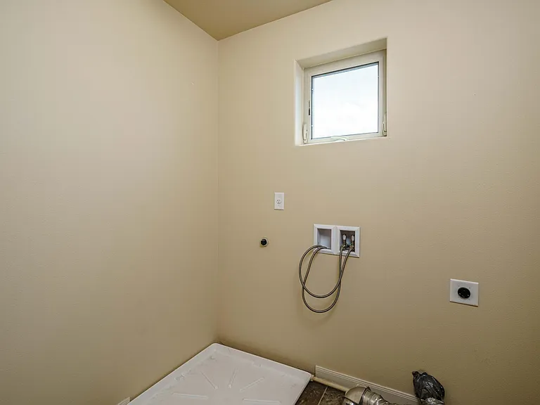 7503 NW 2nd Ave — Photo 17