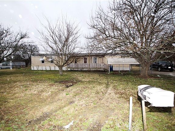 5th image of 1305 Terry Dr