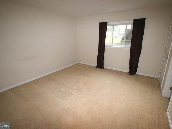5th image of 6154 Strasburg Dr #Na