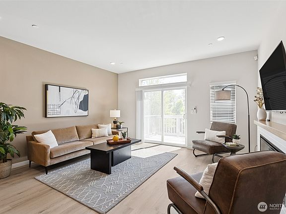 2nd image of 14707 87th Avenue SE #Z7