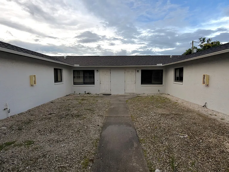 11470 Char Ann Dr — Photo 1