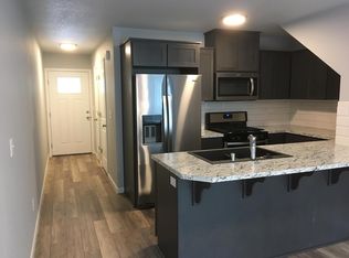 337 21st St, Washougal, WA 98671