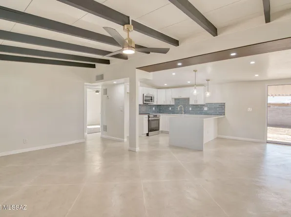 5734 E 31st St, Tucson, AZ 85711