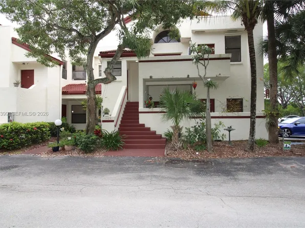 1423 Avon Ln APT 210, Pompano Beach, FL 33068