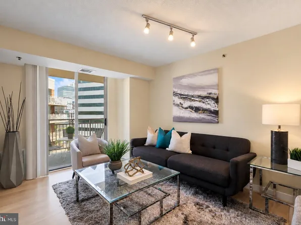 7500 Woodmont Ave #S909, Bethesda, MD 20814