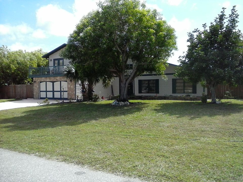 2nd image of 630 SE 26th Ter