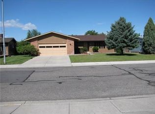 402 31st St W, Billings, MT 59102