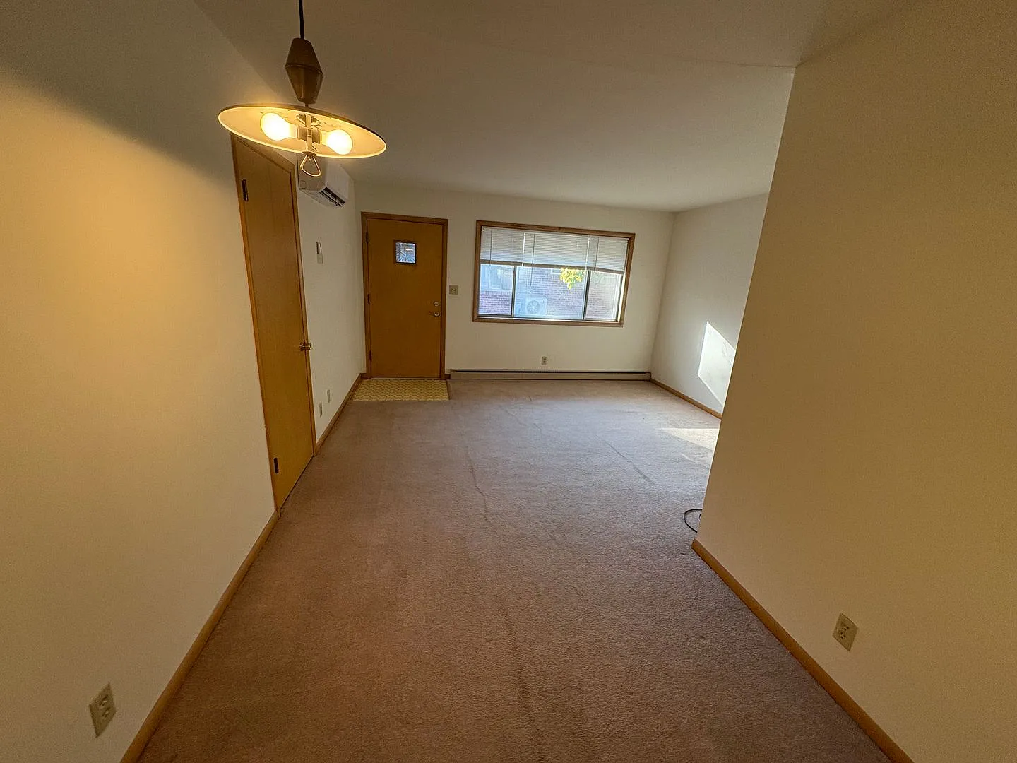 600 Marshall Avenue, Mattoon — Photo 4