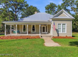 165 2nd St, Flora, MS 39071
