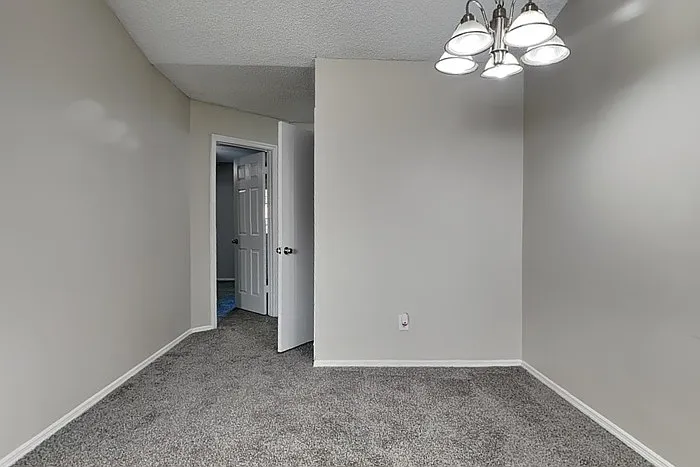 7270 Argyle Corners Dr — Photo 5