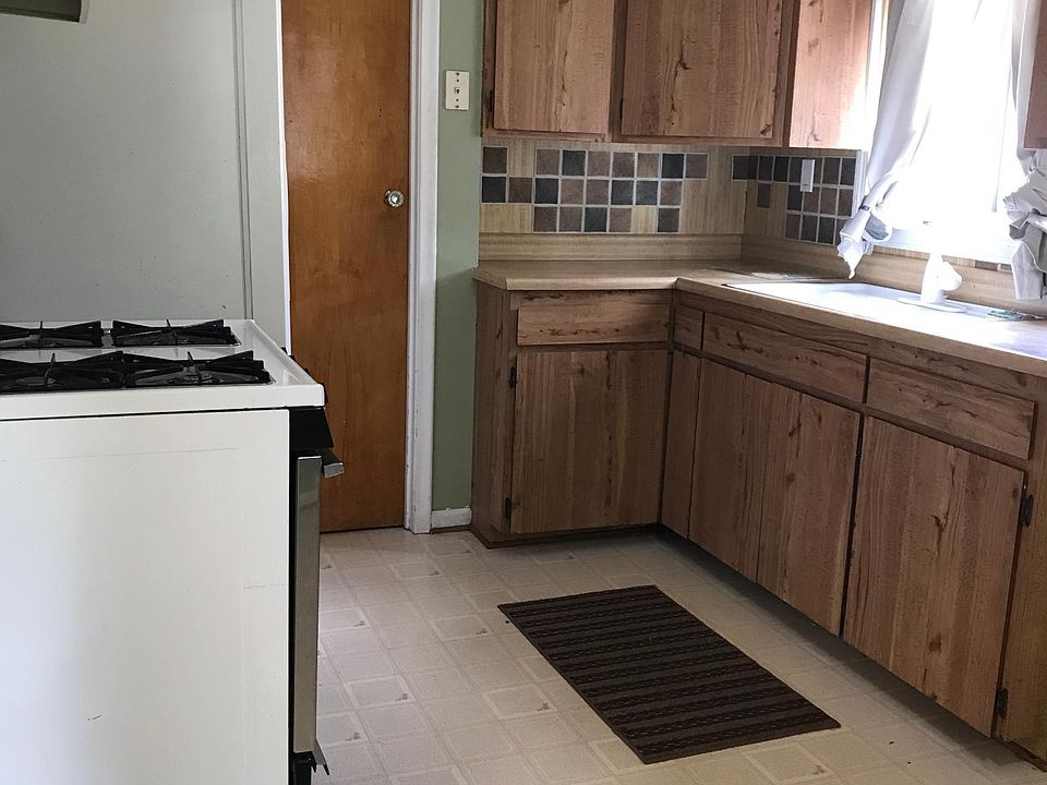 1st image of 24356 Eton Ave #1