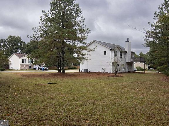 2nd image of 111 Pinkston Ct