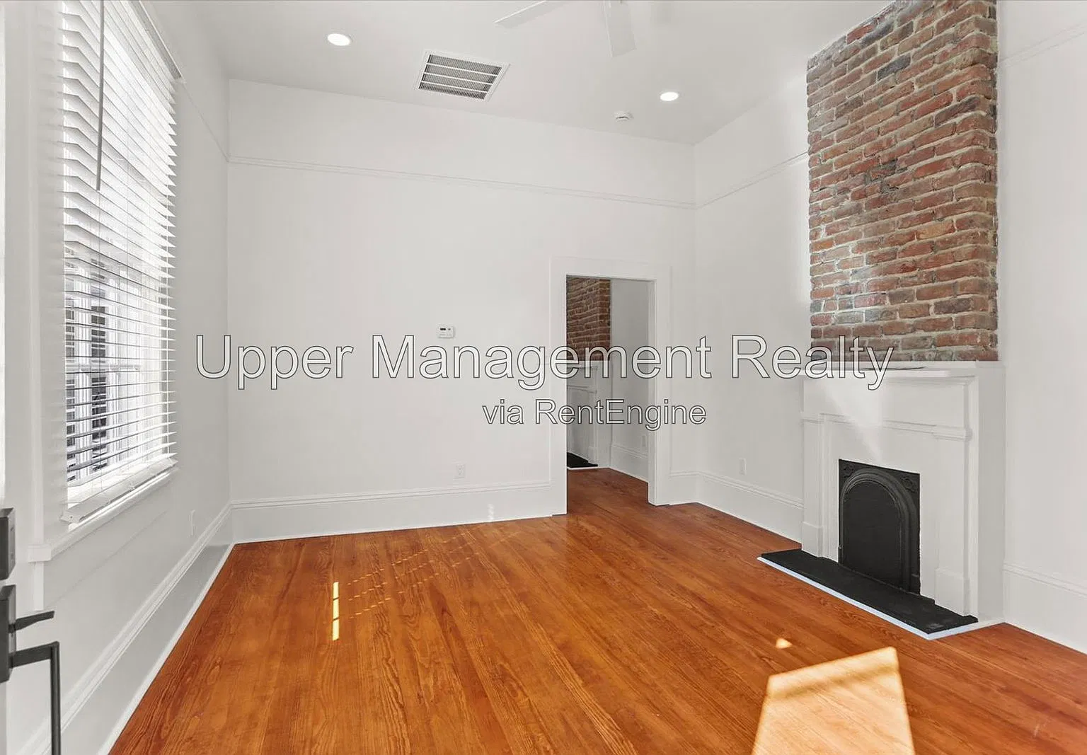 1 bed, 1.0 bath, 700 sqft, $1,800 — Photo 3