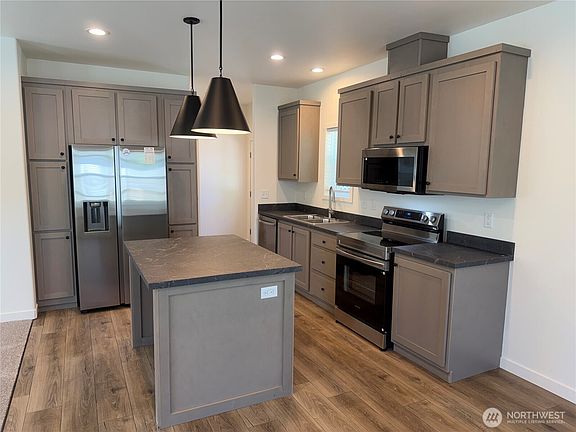 3rd image of 31600 126th Avenue SE #63