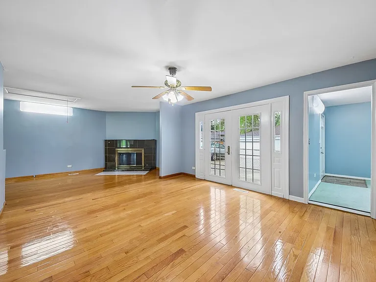 670 Lakeview Ln — Photo 14