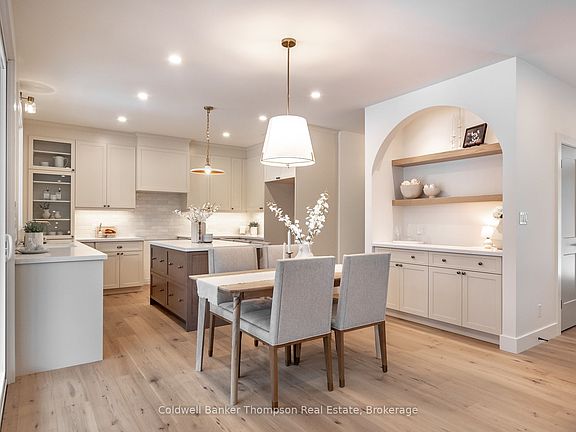 3rd image of 43 Bethune Rd N