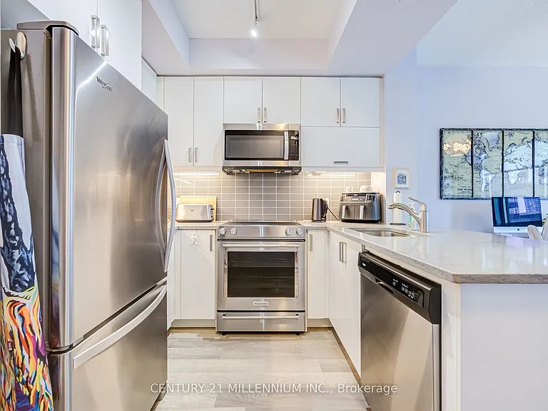 39 Annie Craig Dr #1018 — Photo 7