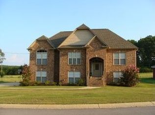 18549 Wiregrass Dr, Vance, AL 35490
