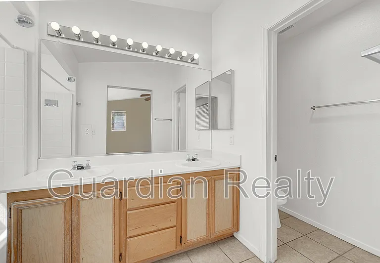 76 Belle Maison Ave — Photo 20