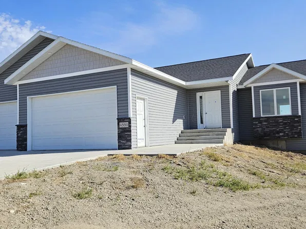 4550 Trailblazer Loop, Mandan, ND 58554
