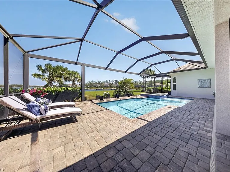 14930 Blue Bay Cir — Photo 22