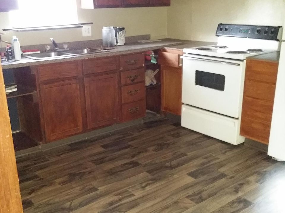 2nd image of 1535 Wells Island Rd