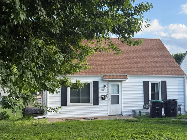 6537 Charles St, Omaha, NE 68132