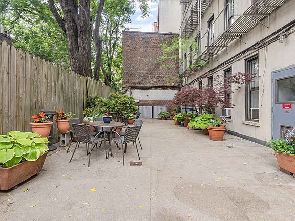 5th image of 26 Cornelia St APT 7