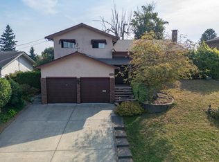 2272 Bevan Cres, Abbotsford, BC V2T 3Z5