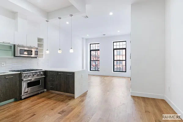 Rented by Rahme Real Estate, LLC | media 18