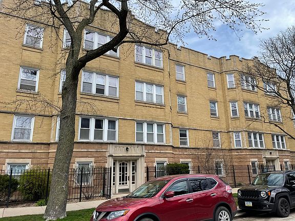 2nd image of 3110 W Berteau Ave #3