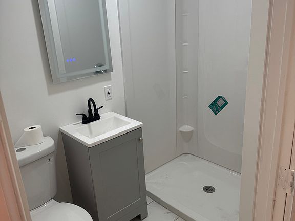 2nd image of 119 Balm St