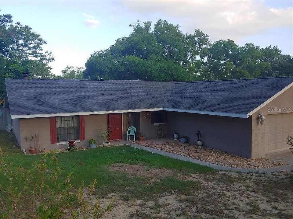 1st image of 210 Hillside Dr